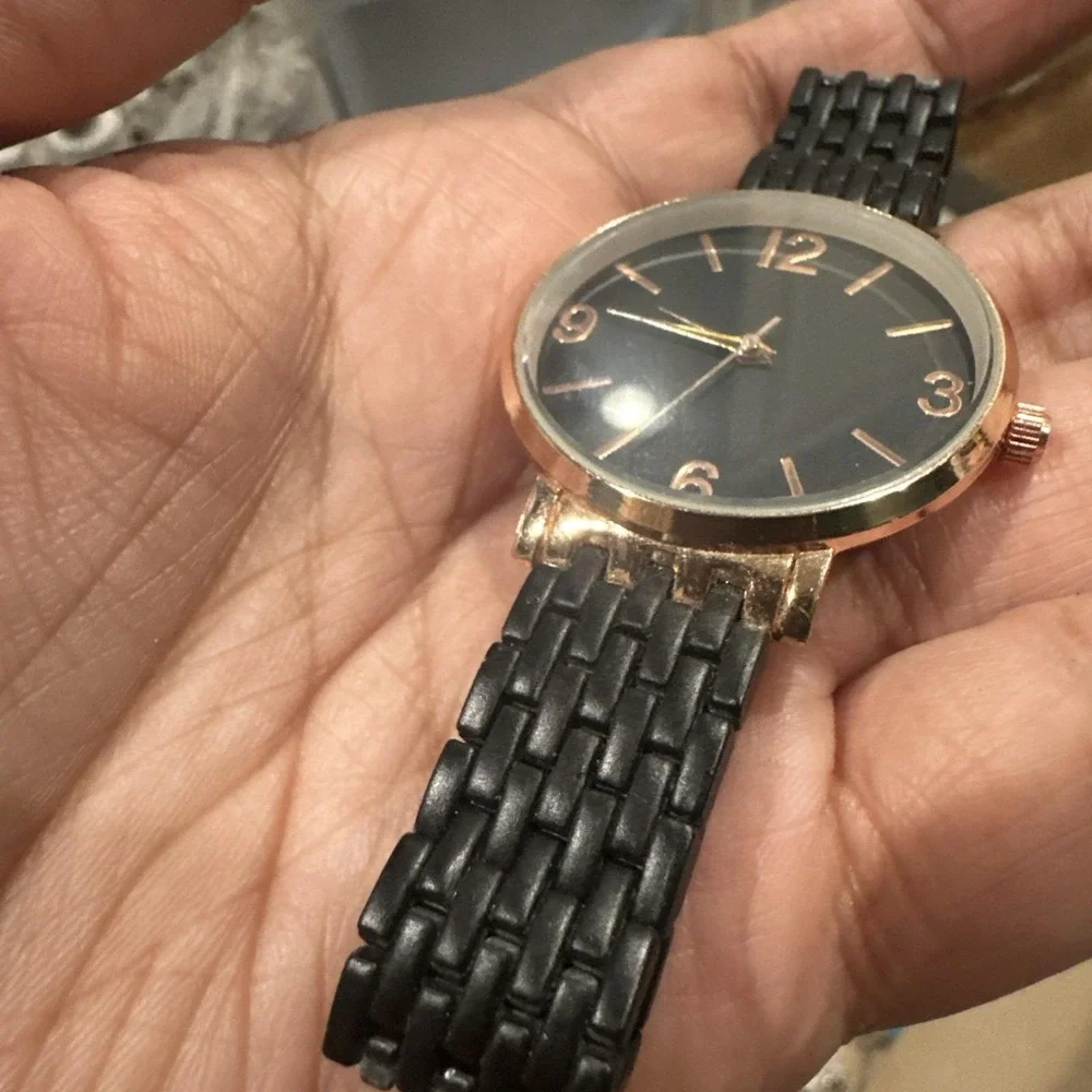 Working Luxury Style Watch Black/Gold Metal Band‎ Wrist Round Unisex 35mm 7in